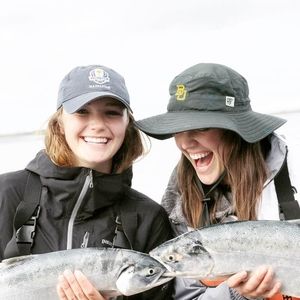 Meet your Posher, Finna